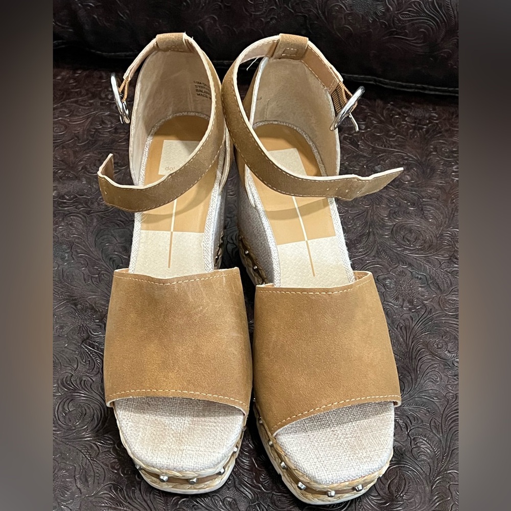 Dolce Vita Tan Wedges